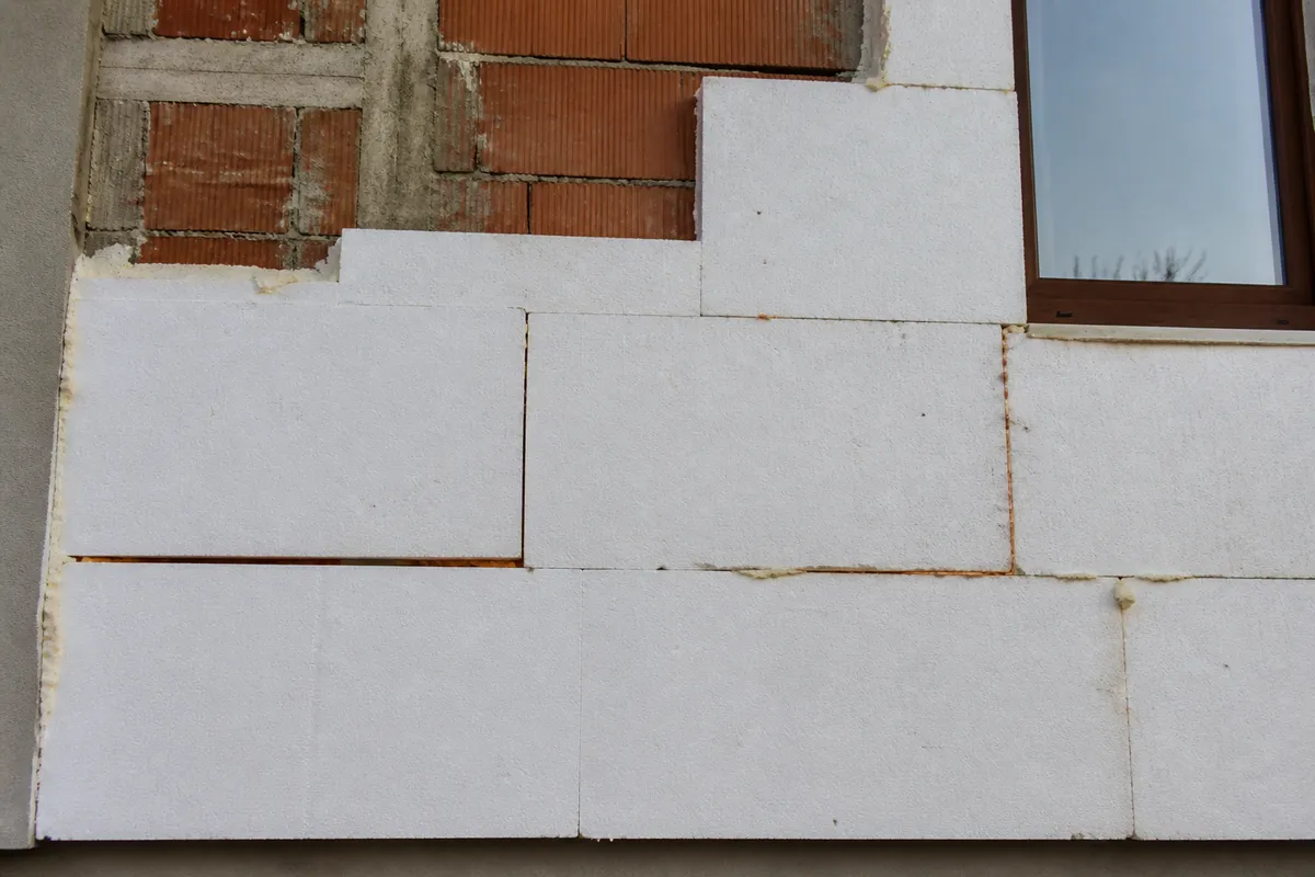 greșeli izolație termică perete exterior casă